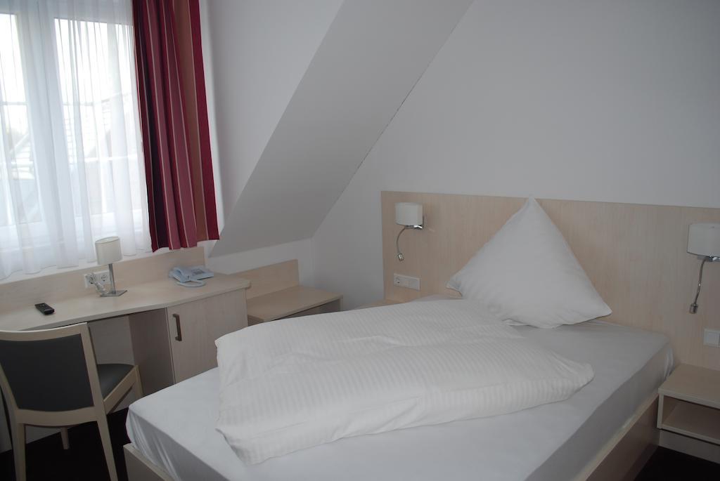 Hotel Lohmann Munster  Zimmer foto